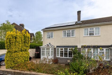 Cedar Way, Ystrad Mynach, Hengoed