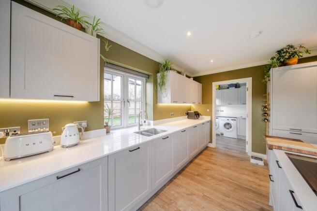 1396029-22-695e82...