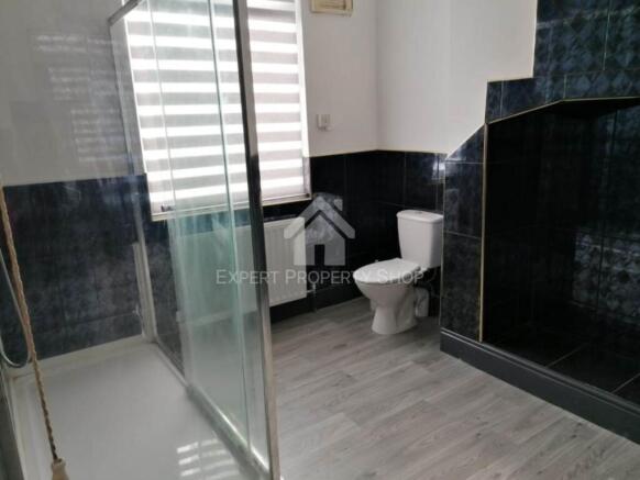 1 bed House Share to rent Image 4