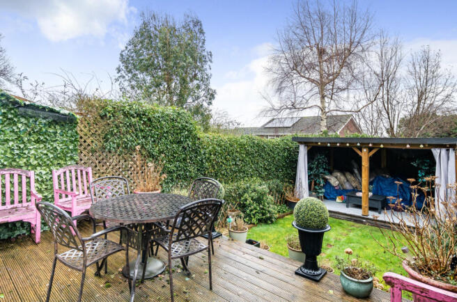 Bethel Close, Farnham, Surrey, GU9 photo 4