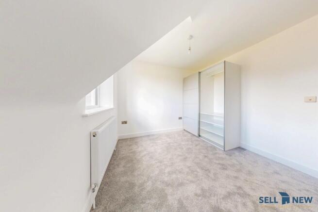 Guest bedroom 