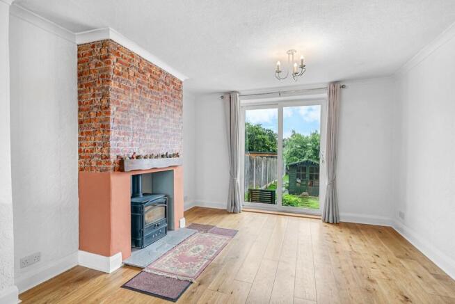 3 bed Semi-Detached for sale Image 4