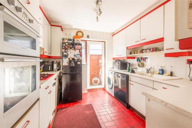 42A Rookery Way-2.jpg