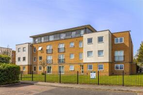 3, 12 Galleries Court, Kenway, Southend-on-sea SS2 5DX