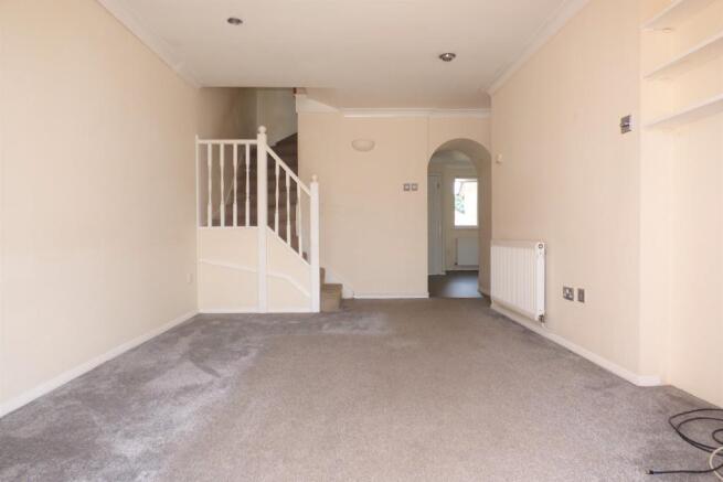 Lesney Gardens, loun