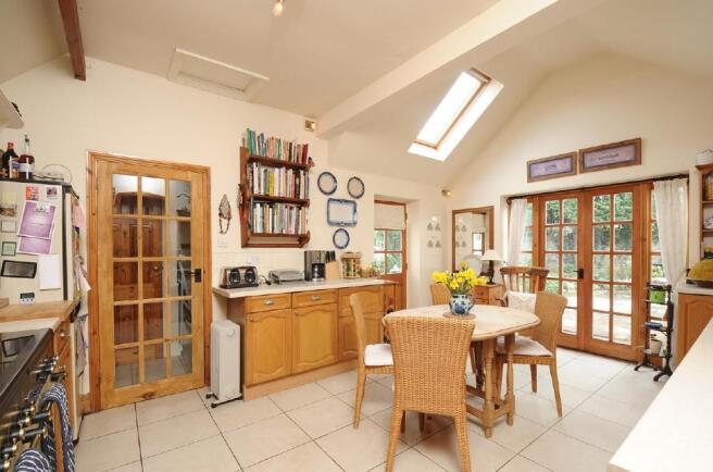 Kitchen/breakfast rm