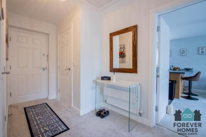 2 bed Flat for sale Image 11