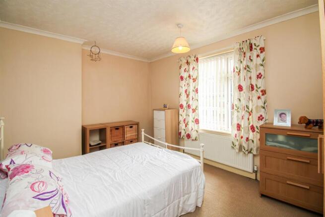 3 bed Town House for sale Image 6