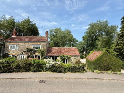 Walton ~ Sunnybank & Eureka, Hall Park Road, LS23