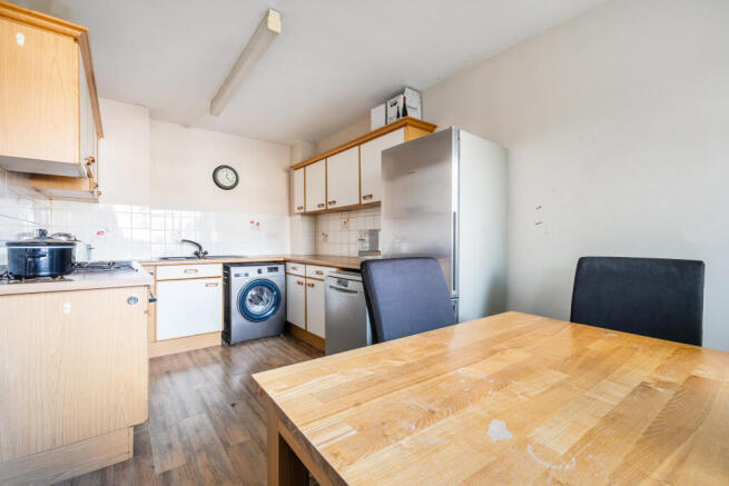 1405581-12-697a039686571