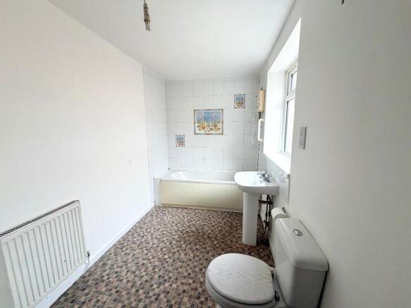 2 bed Terraced for sale Image 6