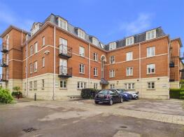11, St Georges Tower, St Georges Place, Cheltenham GL50 3PW