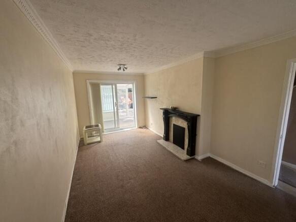 3 bed Terraced to rent Image 11