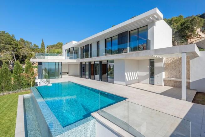Exterior and Pool