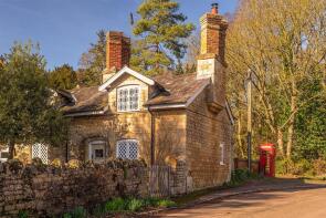 1, Rose Cottages, East Carlton Road, Pipewell, Kettering NN14 1QZ