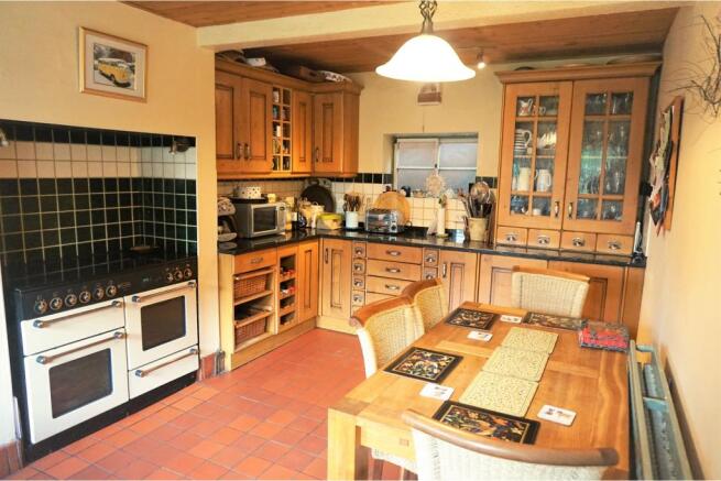 Kitchen / Breakfast