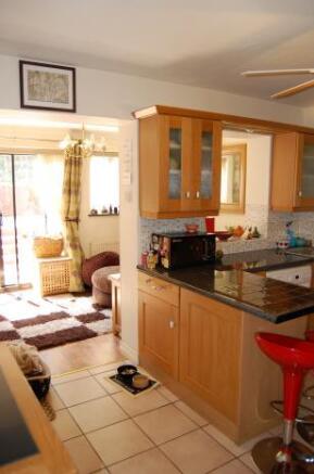 Kitchen/ dining room