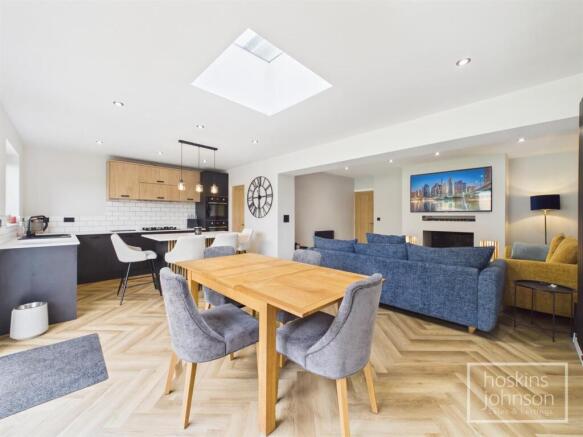 Open Plan Kitchen/Dining Area