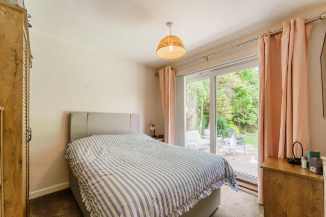 2 bed Detached Bungalow for sale Image 9