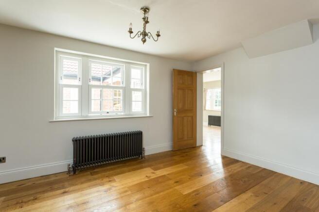 Drawing room/dining room
