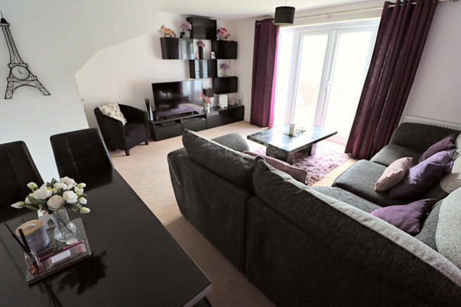 Royal Walk, Blackburn, BB2 photo 4