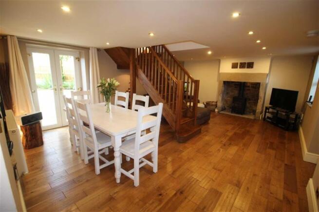 Open Plan Lounge & Dining
