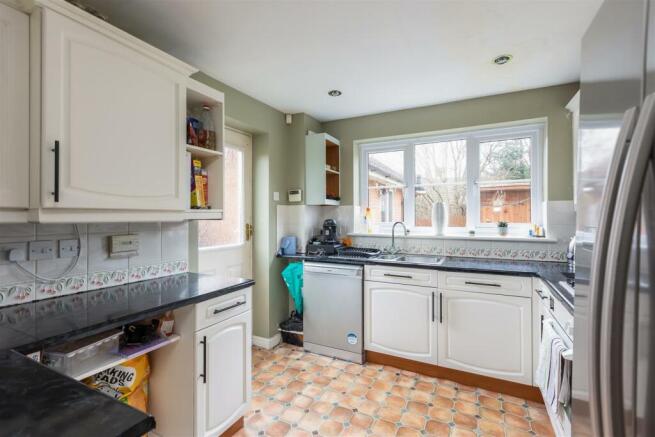 Millers Close 1 Kitchen-1.jpg