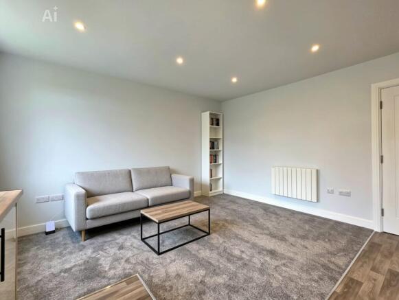 2 bed Semi-Detached Bungalow to rent Image 4