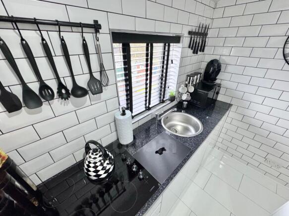 Dean Road, Kilbirnie kitchen pic