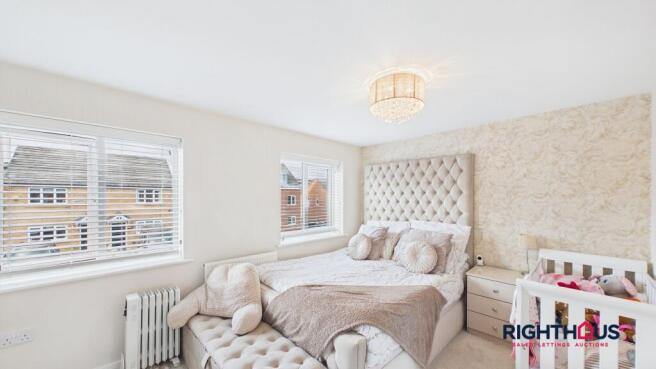 3 bed Semi-Detached for sale Image 11