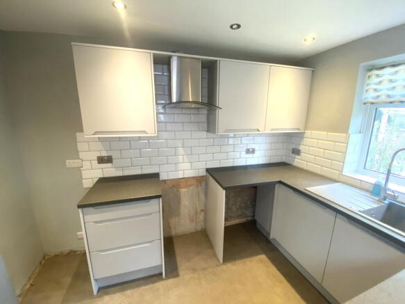 3 bed Semi-Detached for sale Image 12