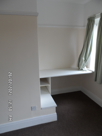 2 bed Flat to rent Image 5