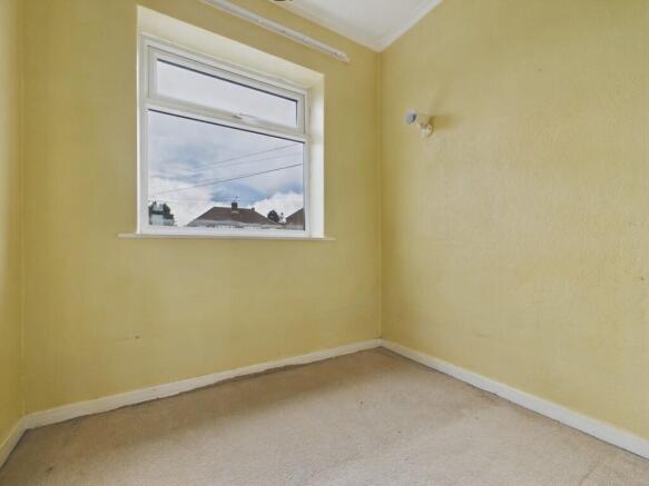 3 bed Semi-Detached for sale Image 10