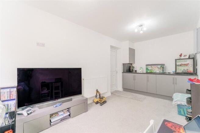 4 bed Detached for sale Image 4