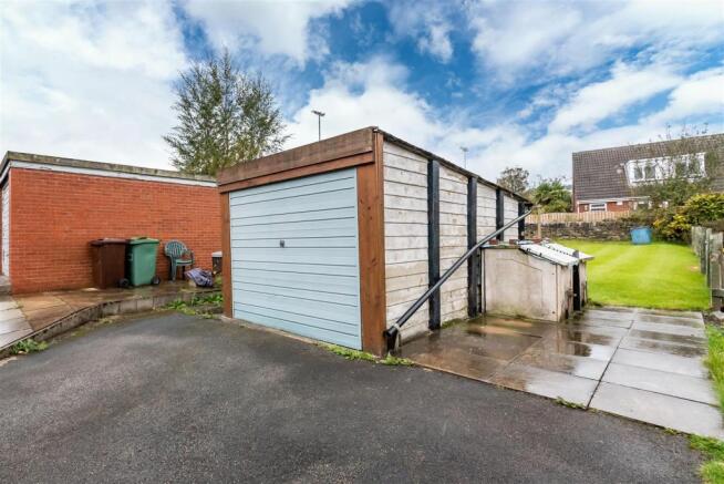 Garage.jpg