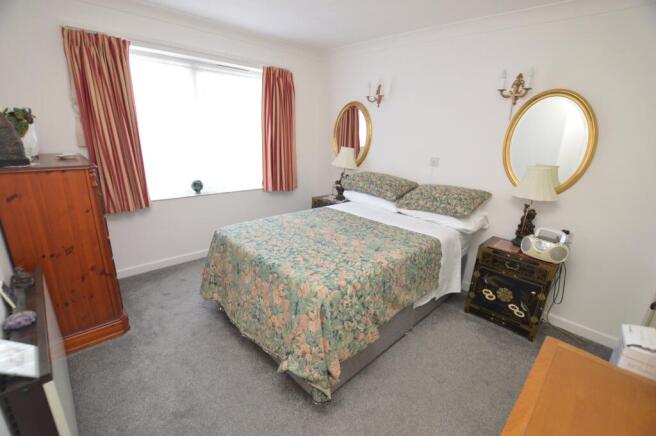 Bartholomew Street West, Exeter, Devon photo 4