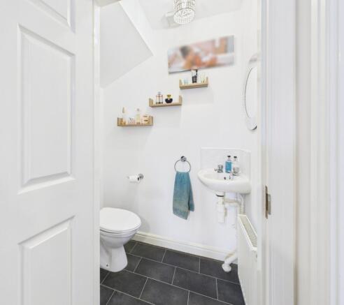 CAM02313G0-PR0096-STILL055