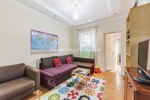 46, Morley Avenue, Wood Green, London N22 6NG