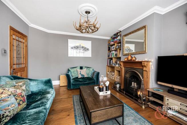 Derek Avenue, 47-014.JPG