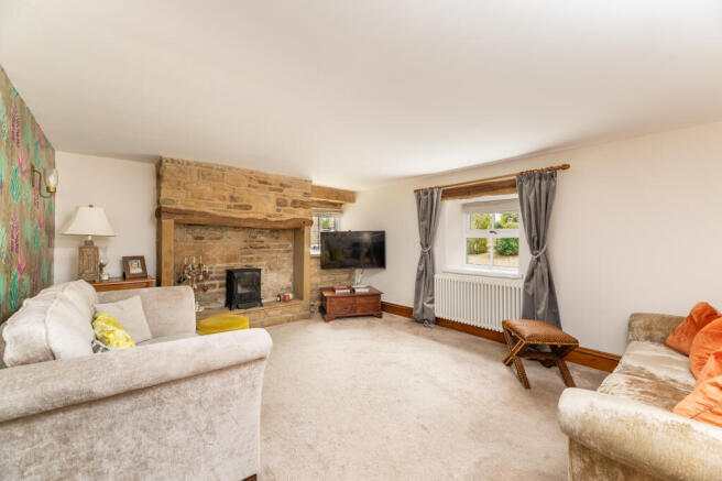 5 bed Barn Conversion for sale Image 10