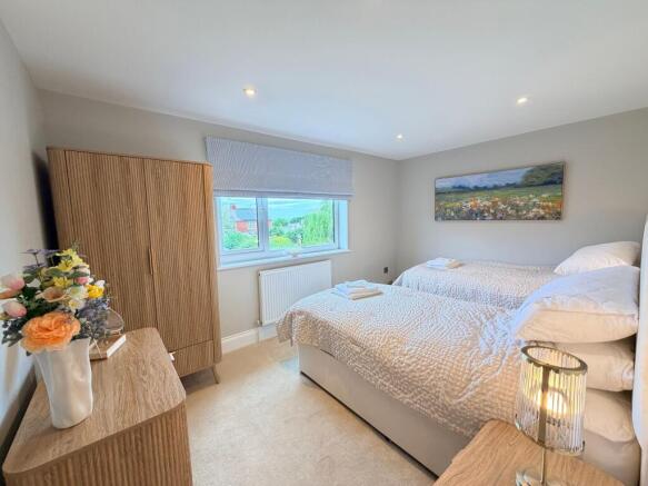 2 bed Not Specified for sale Image 11