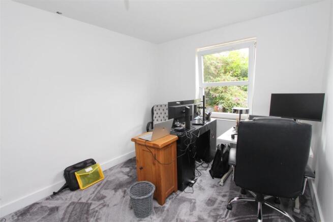 Bedroom 2.jpg