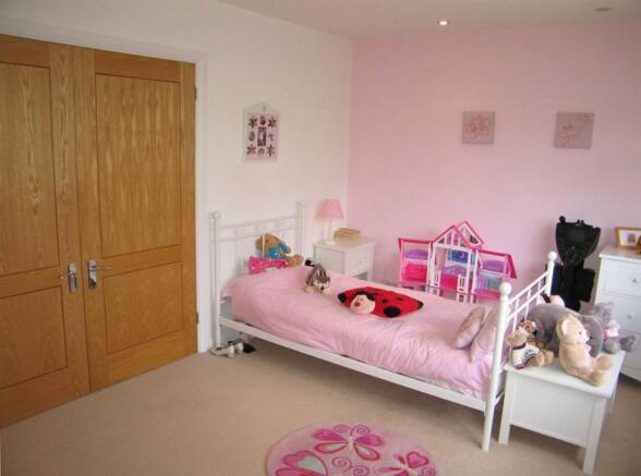 Photo 4