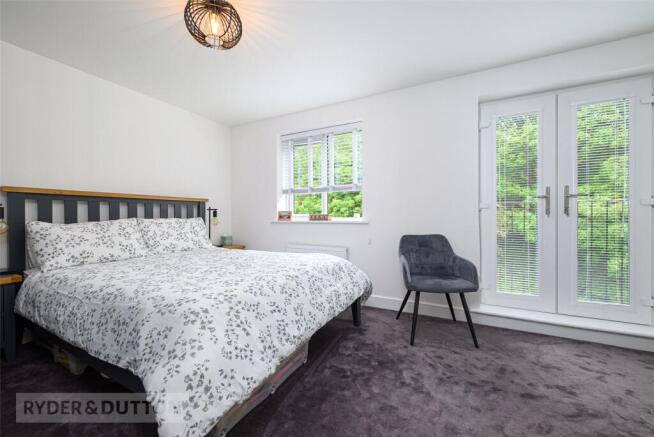 3 bed Semi-Detached for sale Image 10