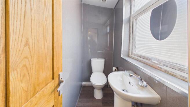 3 bed Terraced for sale Image 7
