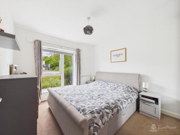 Principal Bedroom- Mark Stephens EweMove Newmarket