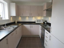 18, Tatler Close, Warwick CV34 5GE