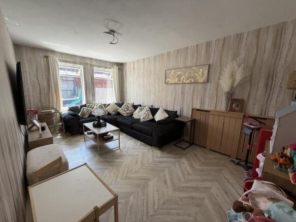 3 bed Terraced for sale Image 10