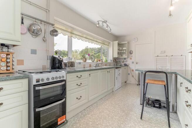 Breakfast Kitchen - B.jpg