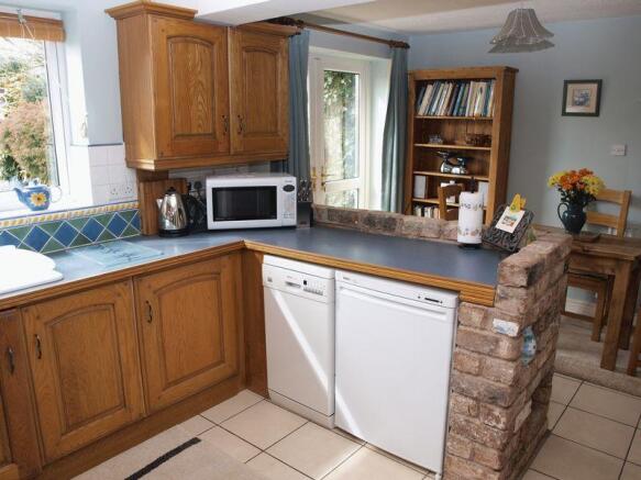 Kitchen (2)